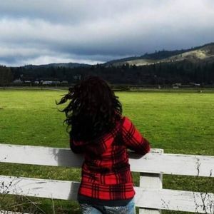 Meet your Posher, Nikki